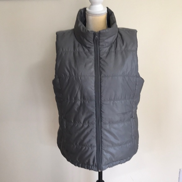 New York & Company Jackets & Blazers - NY&CO Fleece Lined Quilted Vest